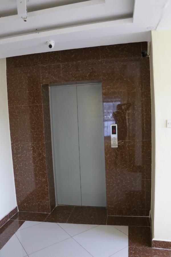 Claire De Lune Moonlight Hotel Nakuru Dış mekan fotoğraf